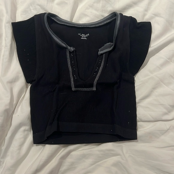 Black urban outfitters t shirt xs/s - Picture 1 of 1